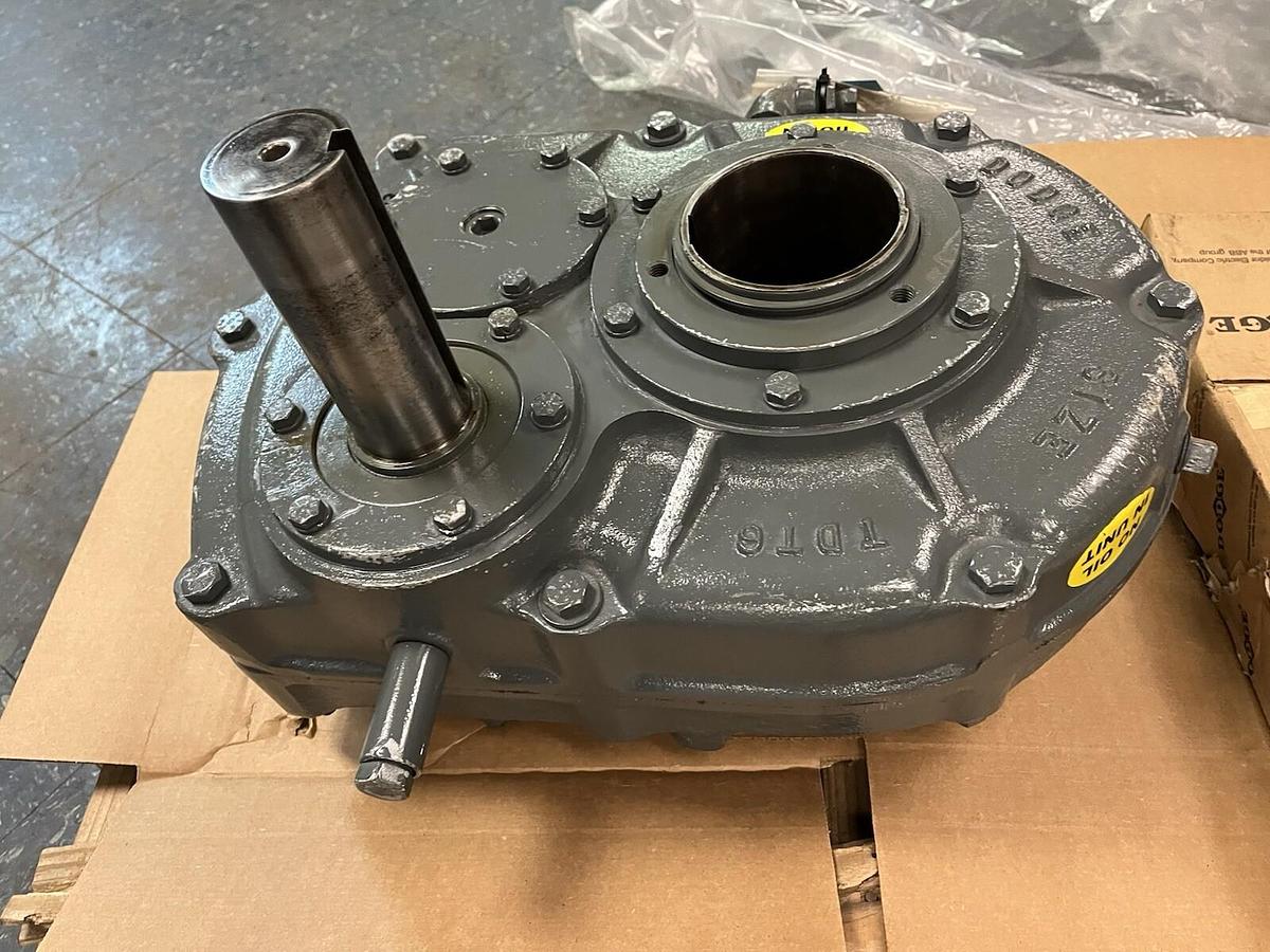 Used DODGE,TDT615,TORQUE ARM GEAR SPEED REDUCER RATIO 5.33