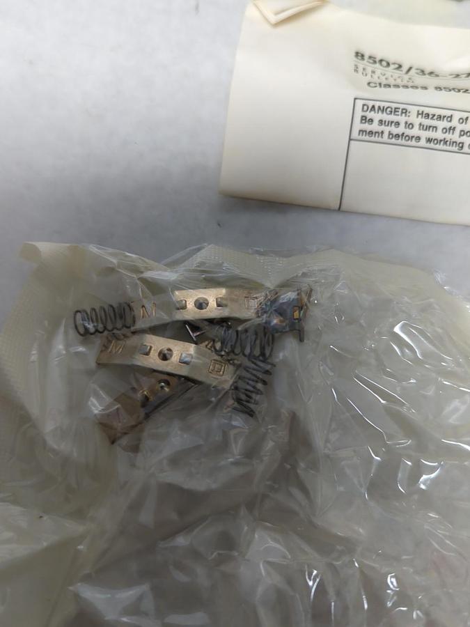 SQUARE D,86722,CLASS 9998 TYPE SL-3 CONTACT KIT 3-POLE NOS