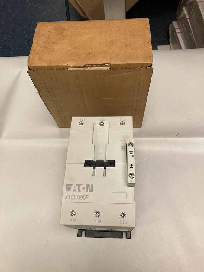Used Eaton,XTCE095F,3-Pole Contactor, 125A
