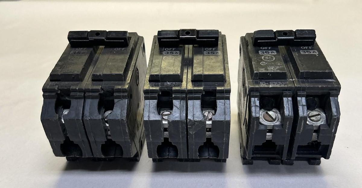 Used GENERAL ELECTRIC,THQB2135,CIRCUIT BREAKER 35A 120/240V 2P LOT OF 3