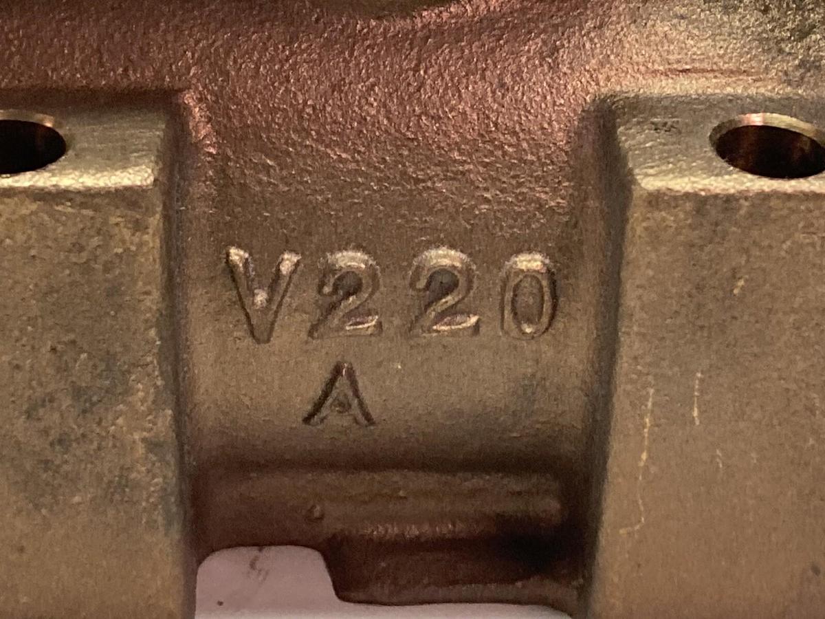 Versamatic,V220A,Air Valve Body and Piston Assembly