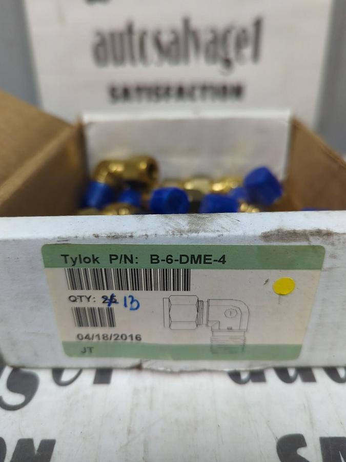 TYLOC,B-6-DME-4,3/8 IN X1/4 IN BRASS ELBOW CONNECTORS LOT OF 13 NOS