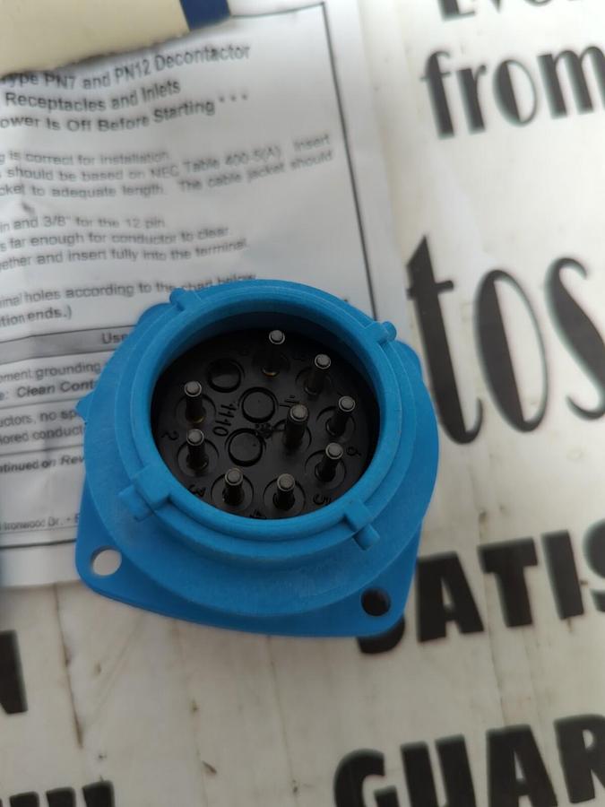 METRIC CORPORATION,01-M8090,12-PIN MALE INLET PLUG NOS