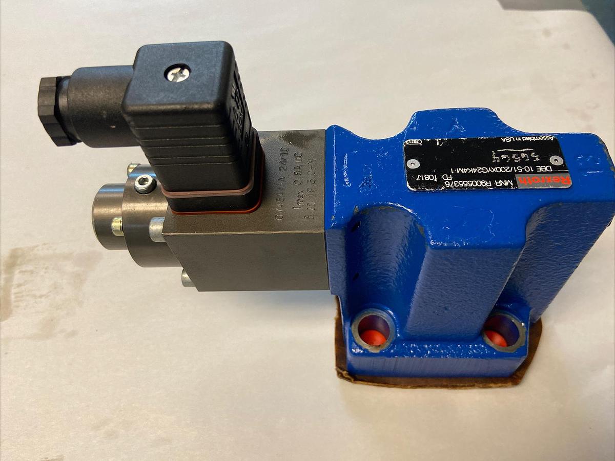 Used Rexroth,R900555376,Pressure Relief Valve DBE-10-51/200XYG24K4M-1