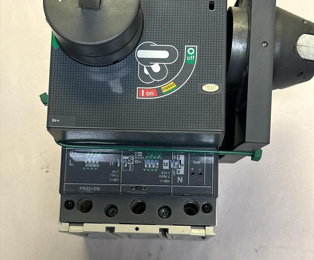 Used ABB,T4N250,CIRCUIT BREAKER 250A 600V 3P