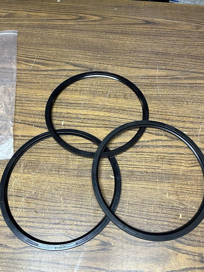 HM,508864,Oil Seal Lot of 3