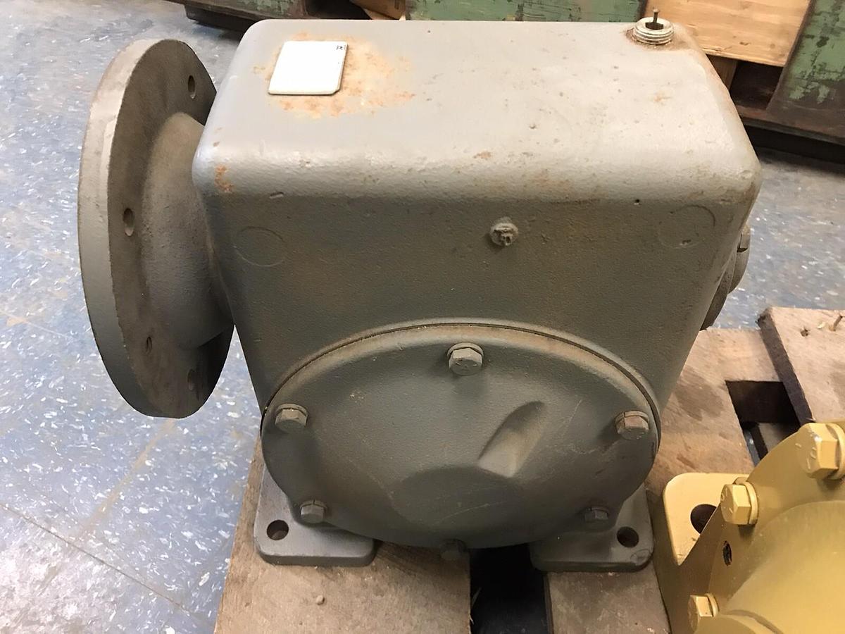 Winsmith,8MCT,Right Angle GearBox Ratio 20:1 8MCTS43000DN