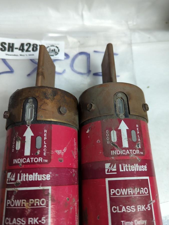 Used LITTELFUSE,IDSR250,INDICATOR 250 AMP FUSE LOT OF 2 PRE-OWNED