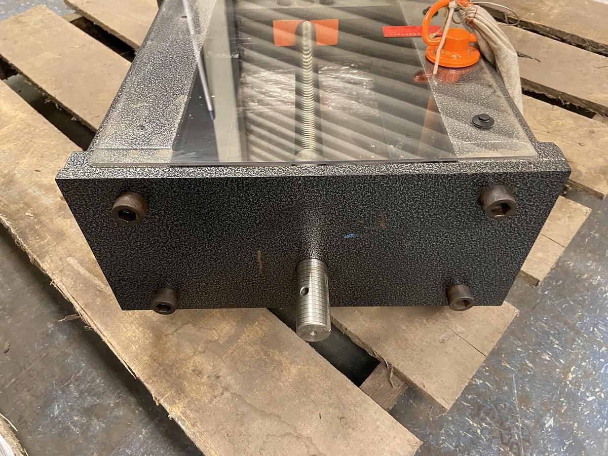 Delta Industrial,150-14-NR-E2-HW,14IN Knife Gate Valve 150PSI Body NR Viton Seal