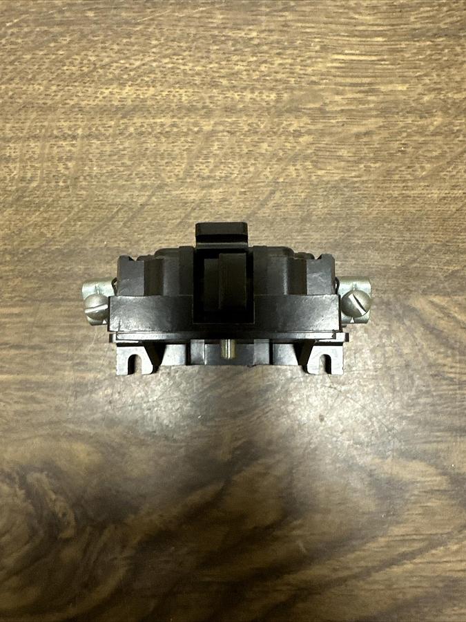 Cutler-Hammer,10-1318,Auxillary Contact