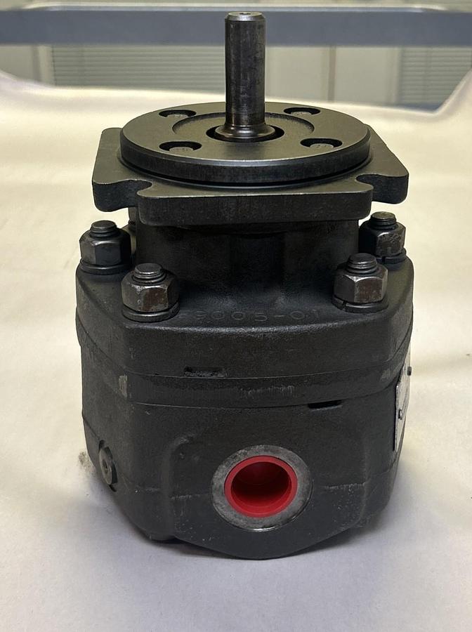Used PARKER HANNIFIN,M2D085X3324,HYDRAULIC MOTOR