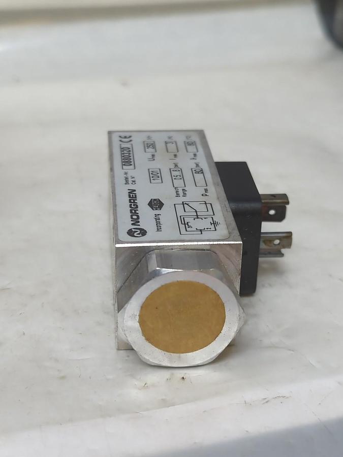 NORGREN,0880320,PRESSURE SWITCH 250V NOS