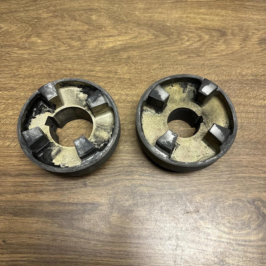 Used Magnaloy Coupling,Model 500,Aluminum 2 1/8" Bore 1/2 KW LOT of 2