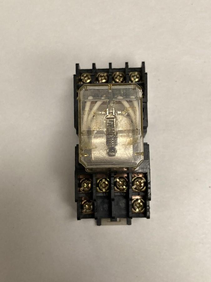 Used Matsushita,AP314798,Relay with Base Socket HC4-SFD AP384795