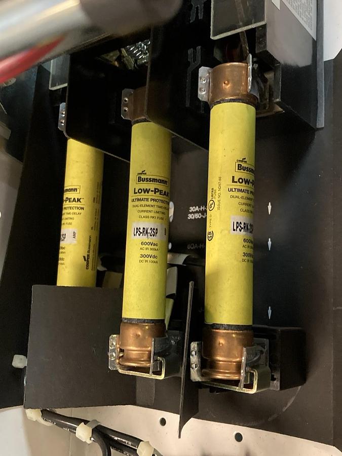 Used Cutler Hammer,Size 1,MCC Reversing FUSED Starter Feeder Bucket W200M1CFC