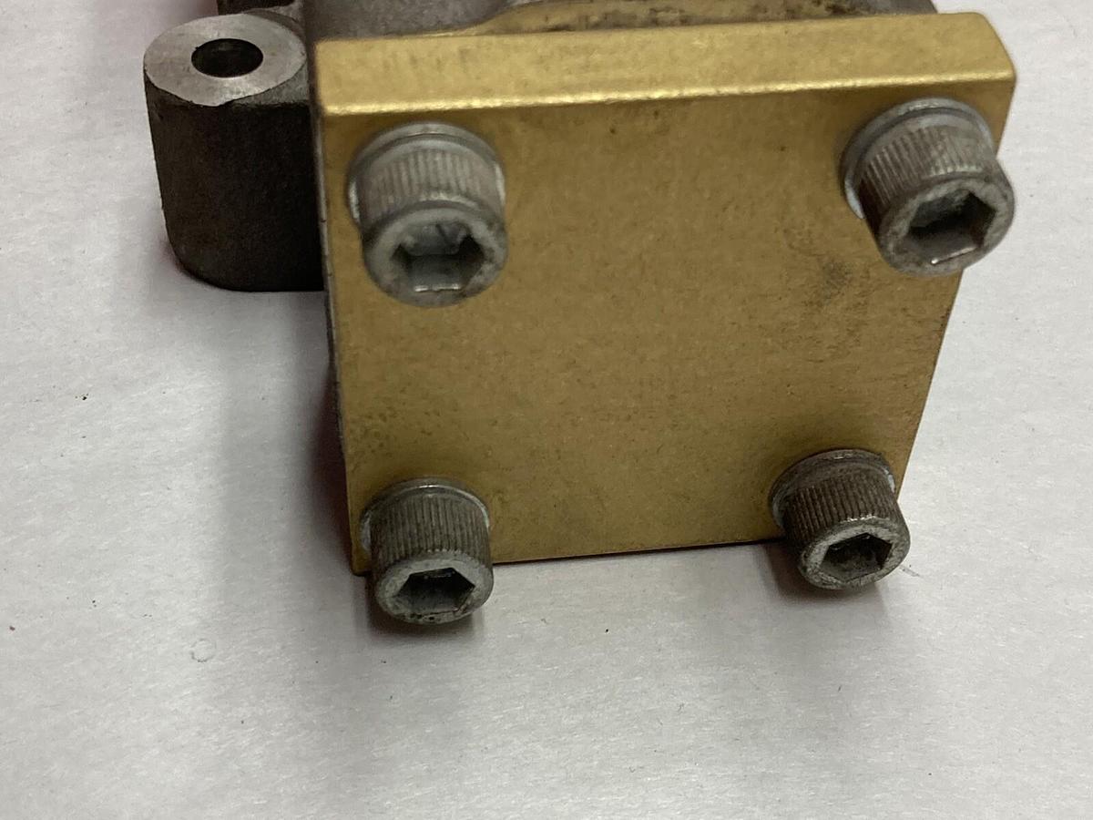 Schrader Bellows,L6758910253,120V Air Control Pilot Valve