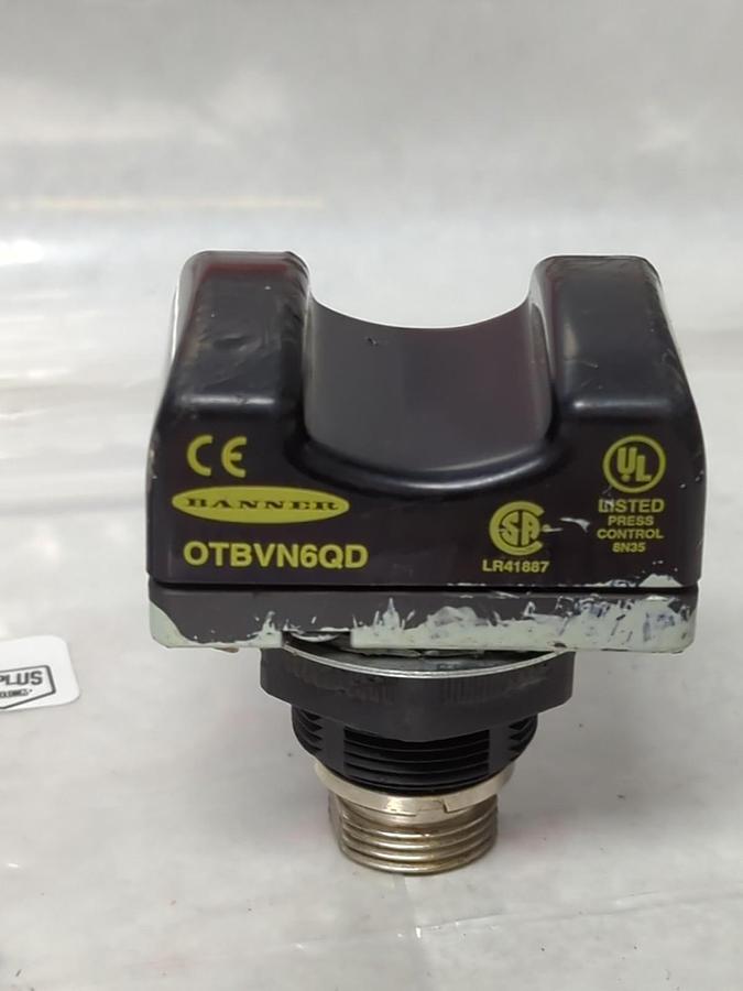 Used BANNER,OTBVN6QD,TOUCH BUTTON LOT OF 2 PRE-OWNED