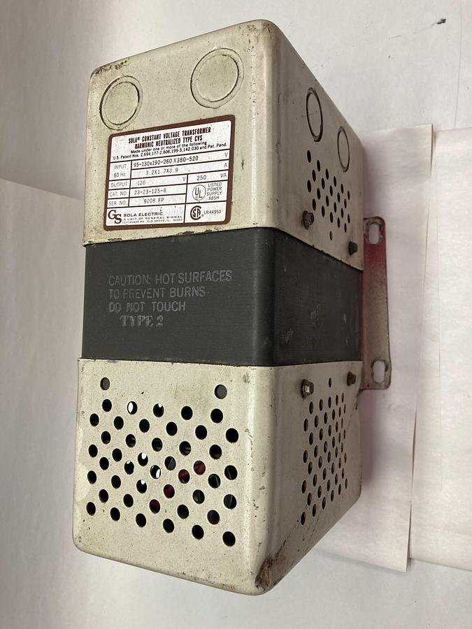 Used Sola,23-23-125-8,Constant Voltage Sine Wave Output 120V 60Hz