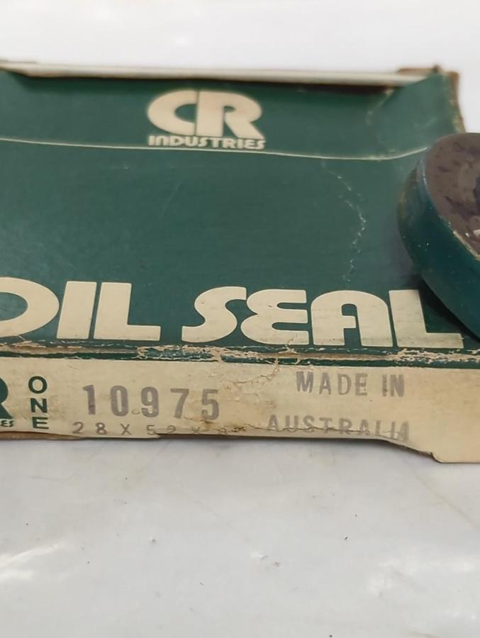 CHICAGO RAWHIDE,10975,OIL SEAL LOT OF 2 NOS