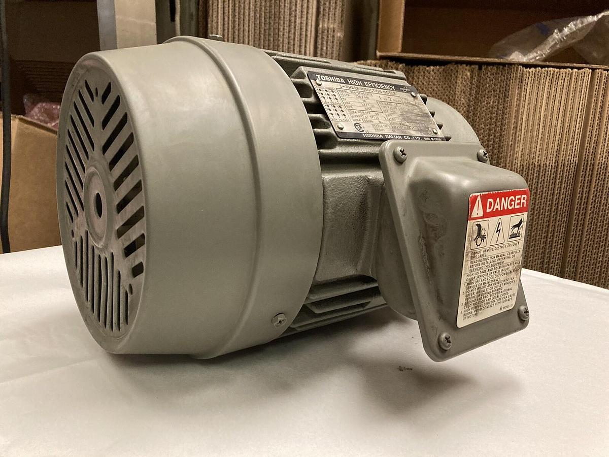 Used Toshiba,B0012FMC2AOZH,High Efficiency 1HP Induction Motor 3490RPM 56C 3PH 2P