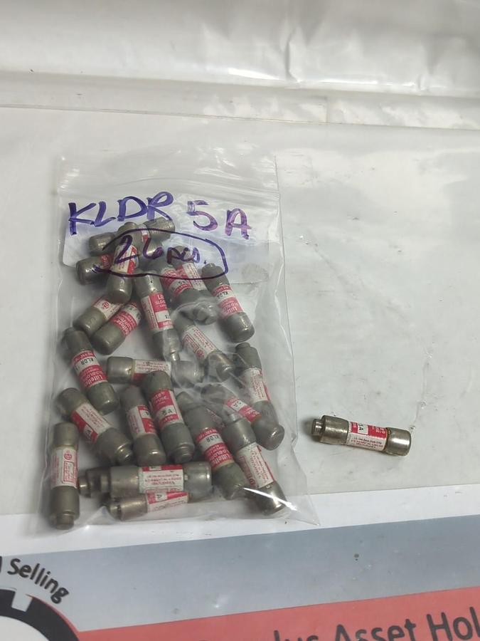 Used LITTELFUSE,KLDR5,SLO-BLO 5 AMP FUSE LOT OF 26 PRE-OWNED