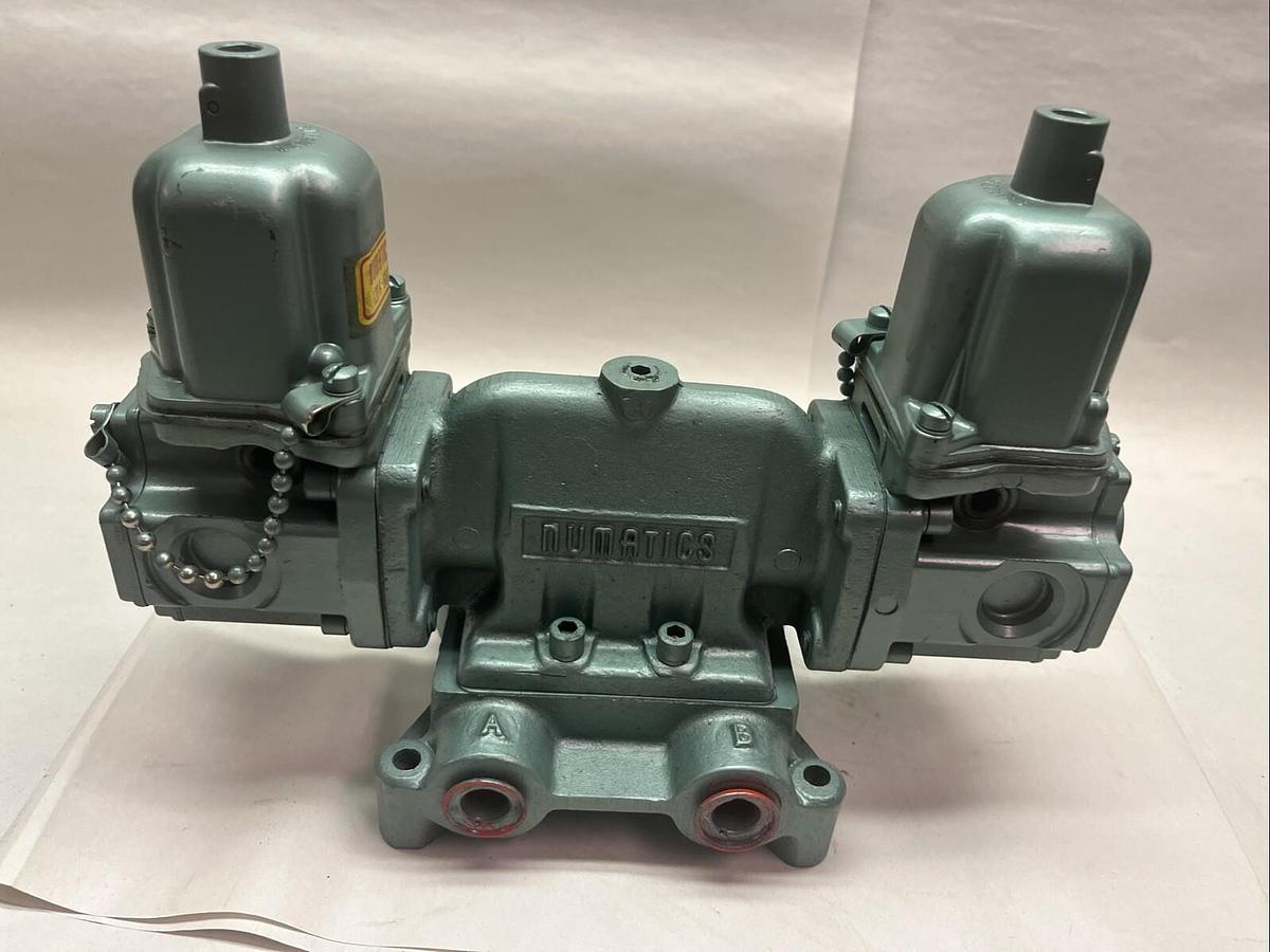 Numatics,3JDSPA034,PNEUMATIC DOUBLE SOLENOID VALVE 120V 60cy