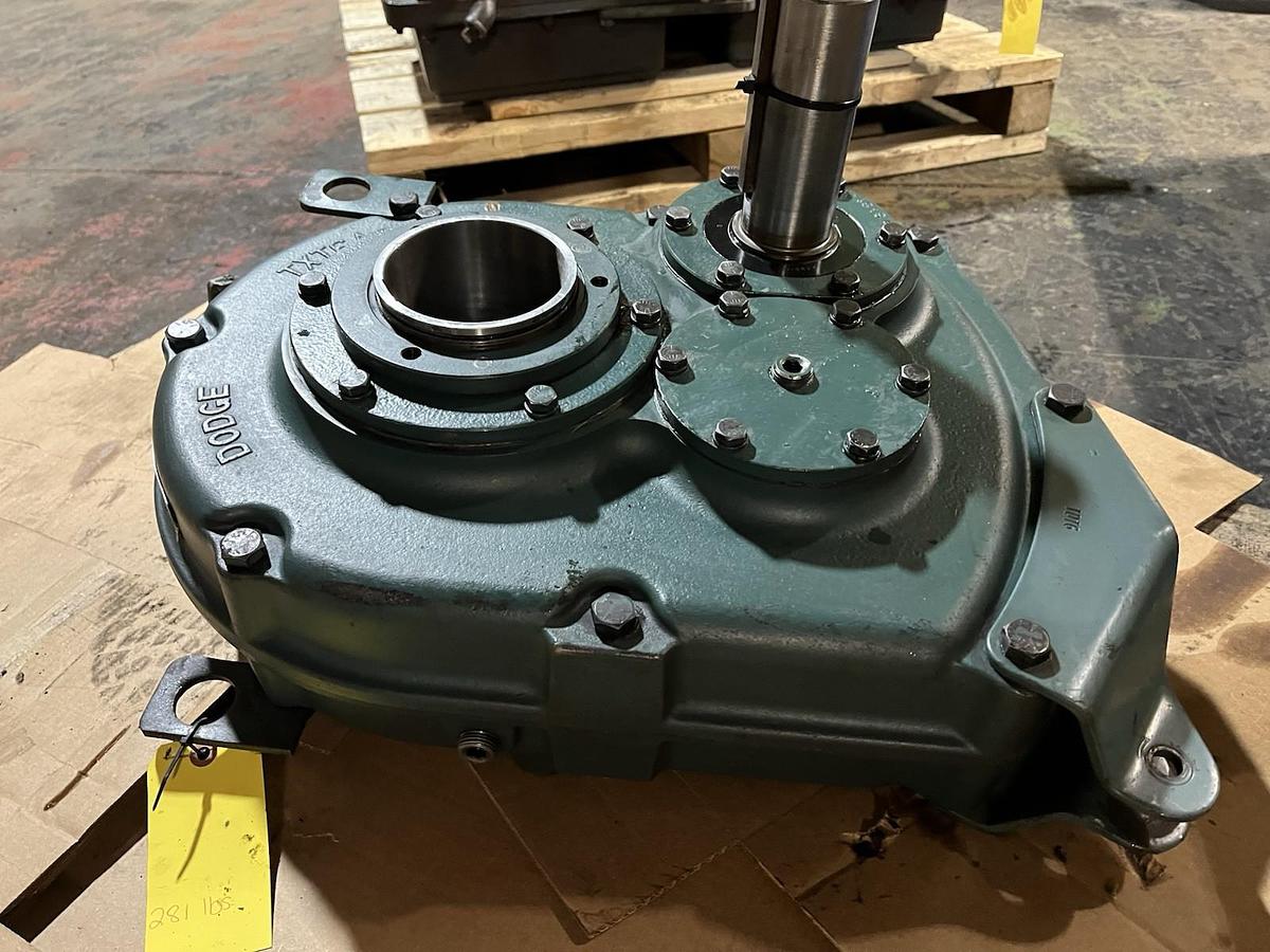 Used DODGE,246151,TXT525AT TORQUE ARM GEAR SPEED REDUCER RATIO 25.13 IN 63.1HP 2010RP