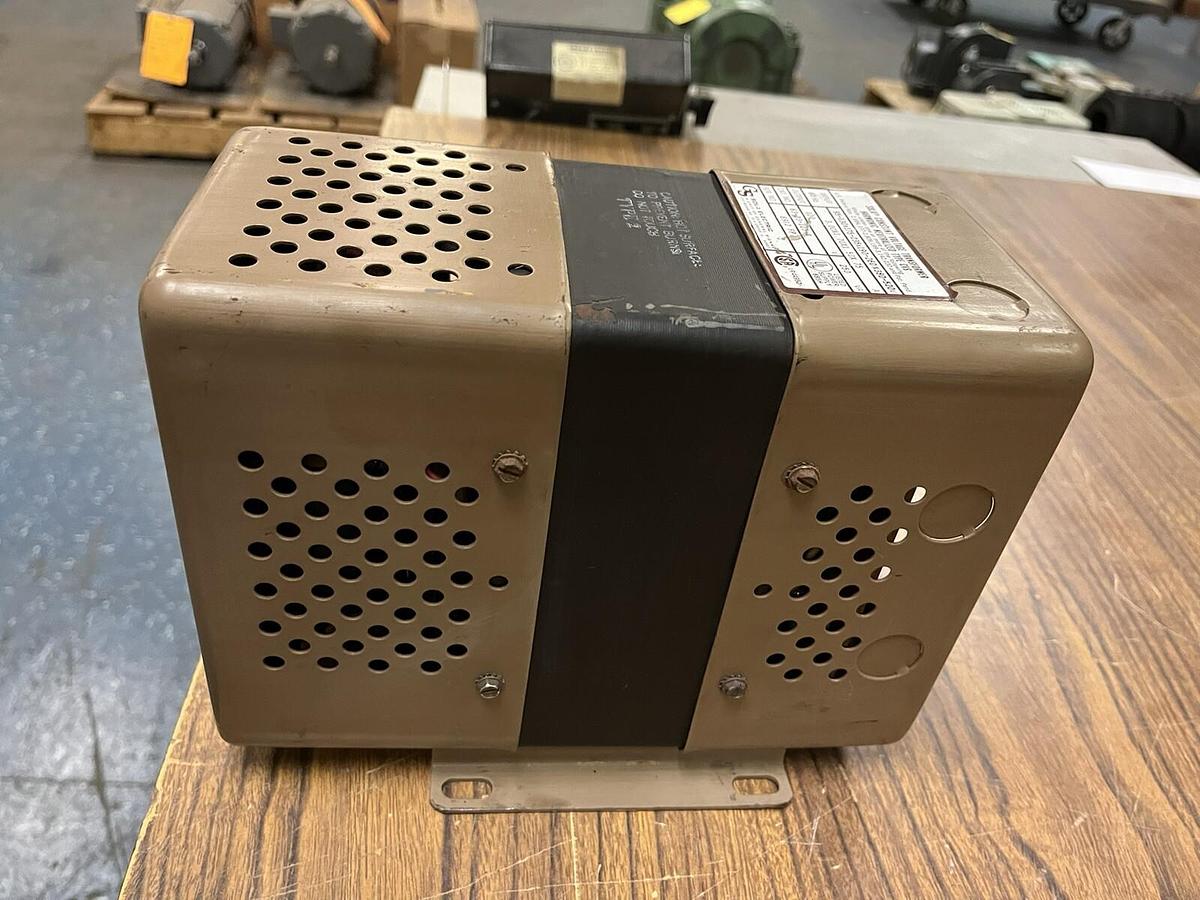 Used SOLA,63-23-125-4,CONSTANT VOLTAGE TRANSFORMER 120V 250VA