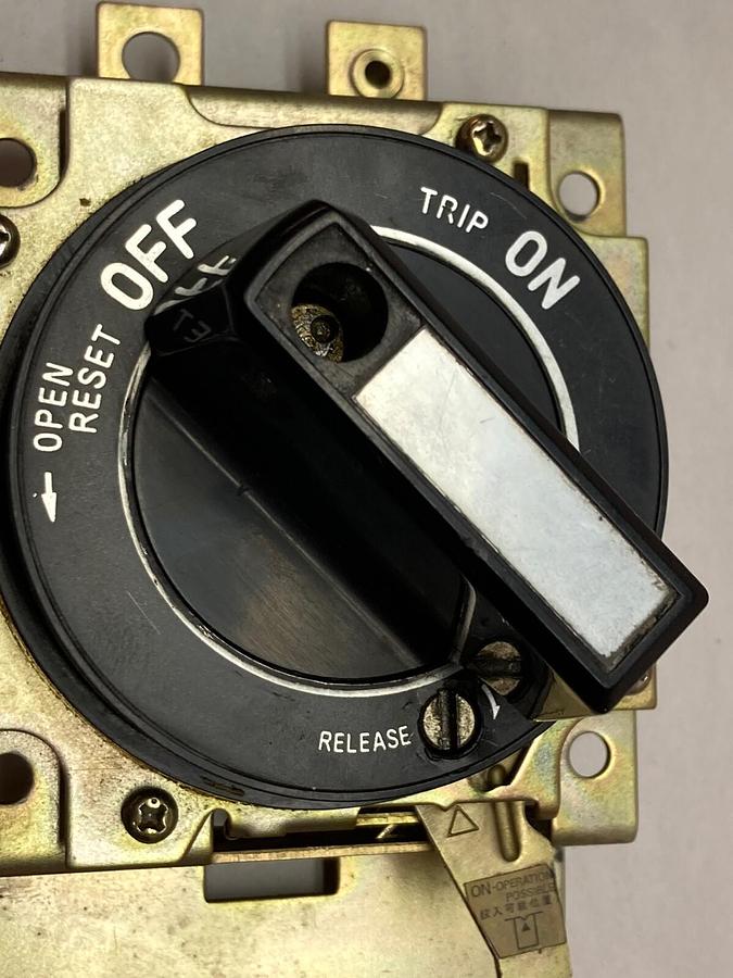 Fuji,N-21EA 90D,Main Power On/Off Trip Switch Disconnect