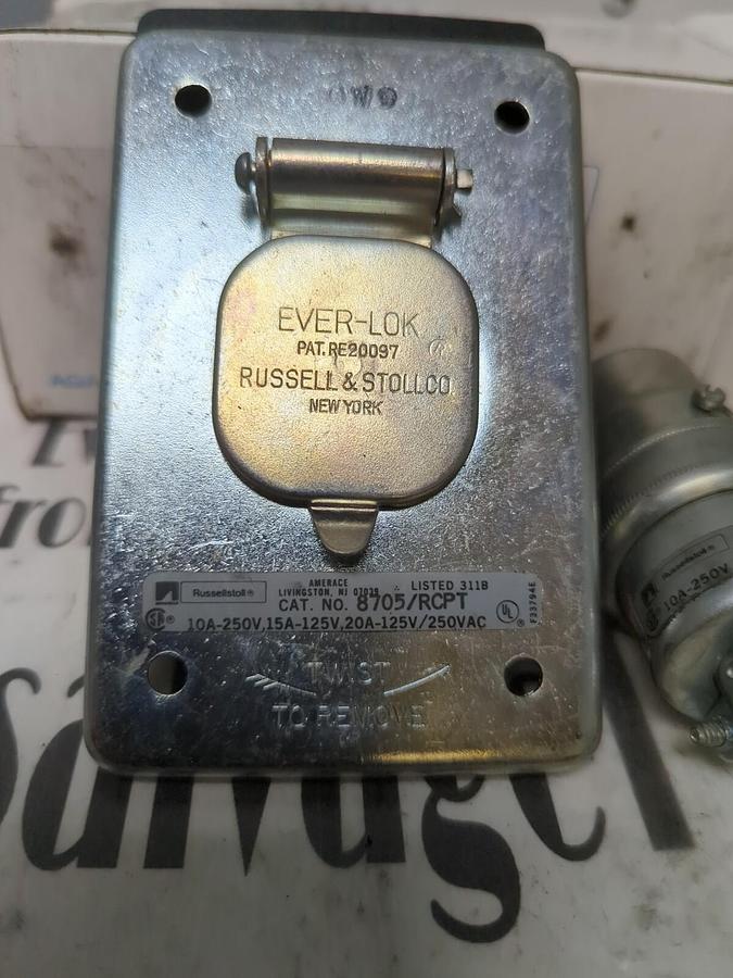 RUSELLSTOLL CO.,8705,RECEPTACLE & 8715 PLUG NEW