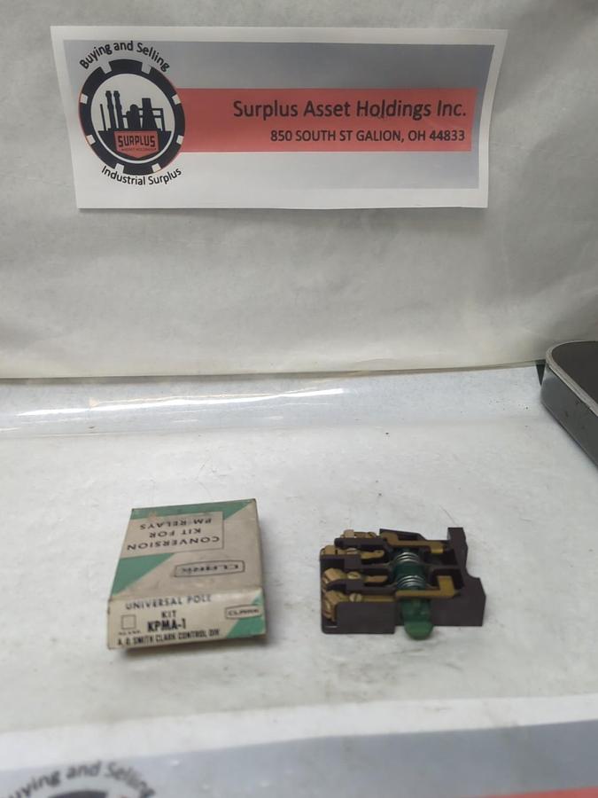 SYLVANIA,KPMA-1,UNIVERSAL POLE KIT NOS