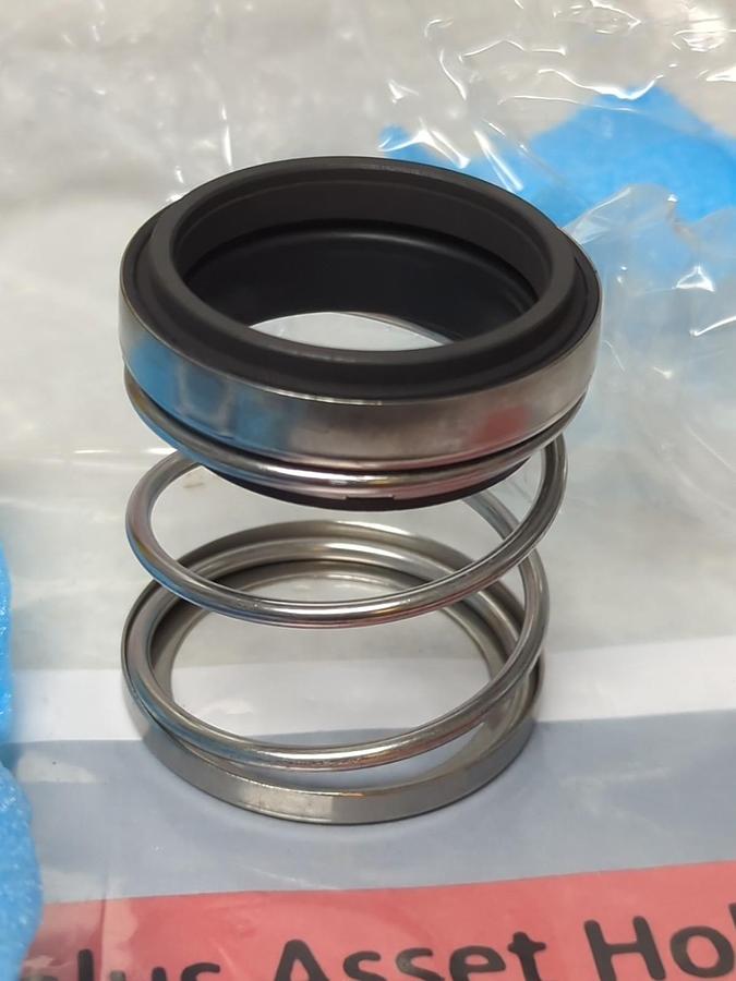 SEAL AND STATIONARY,M3 758C,COMPLETE MECHANICAL SEAL 1-1/2 INCH NOS