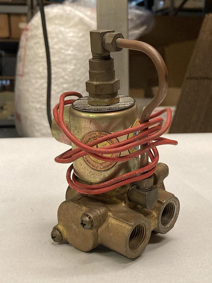 Used Skinner,LP5DB3150,Solenoid Valve 10-150PSI 10 Watts 120/60V
