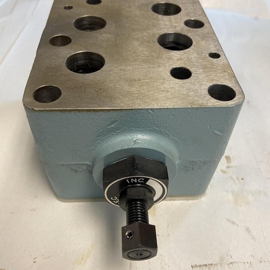 Nachi,OCY-G06-W-X-11,Modular Hydraulic Valve New no box