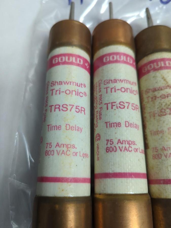 Used GOULD SHAWMUT,TRS75R,TRI-ONIC FUSE 75 AMP LOT OF 6 PRE-OWNED