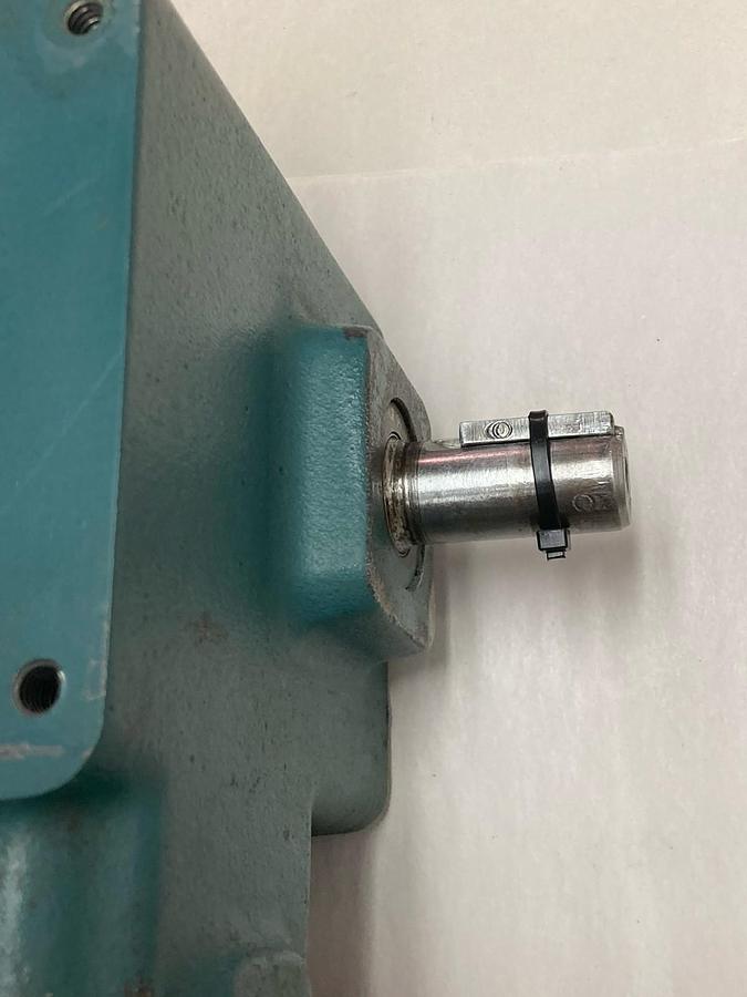 Used Reliance,5542A5530C,Rapistan Gear Reducer 1.11HP 1750RPM 56/175-20 Ratio