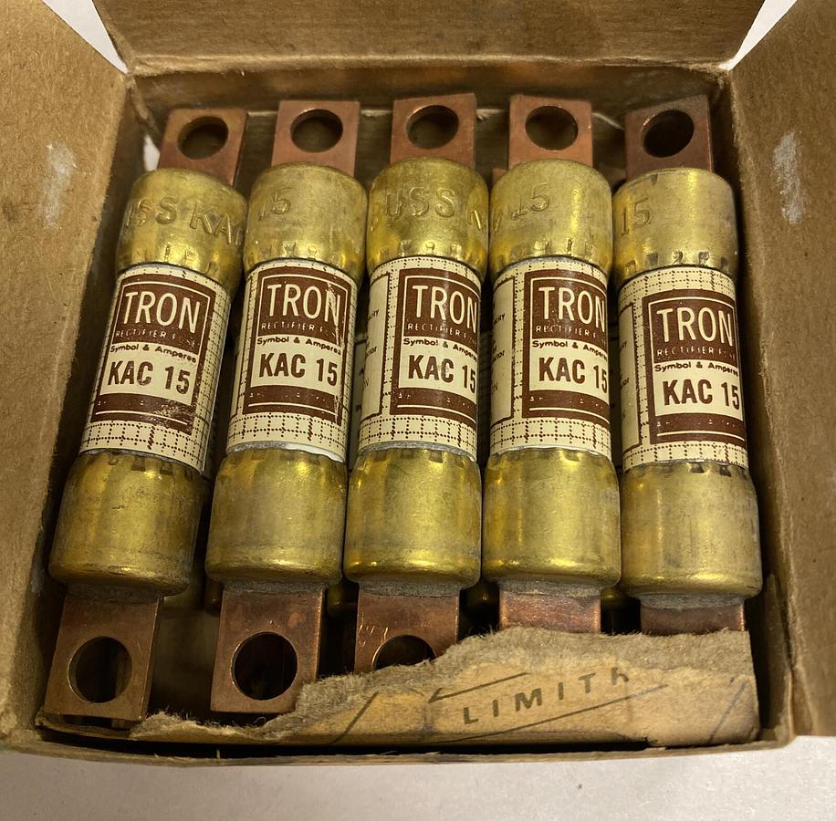 TRON,KAC-15,RECTIFIER FUSES 15 AMP 600 VAC LOT OF 10 NOS