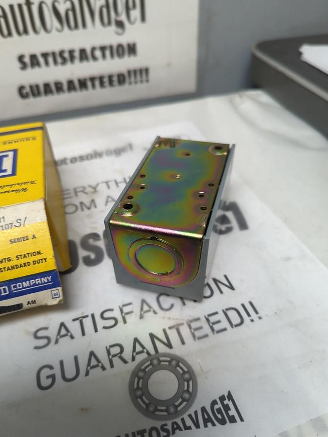 SQUARE D,BG107S1,CLASS 9001 SERIES A PUSH BUTTON CONTROL STATION NOS