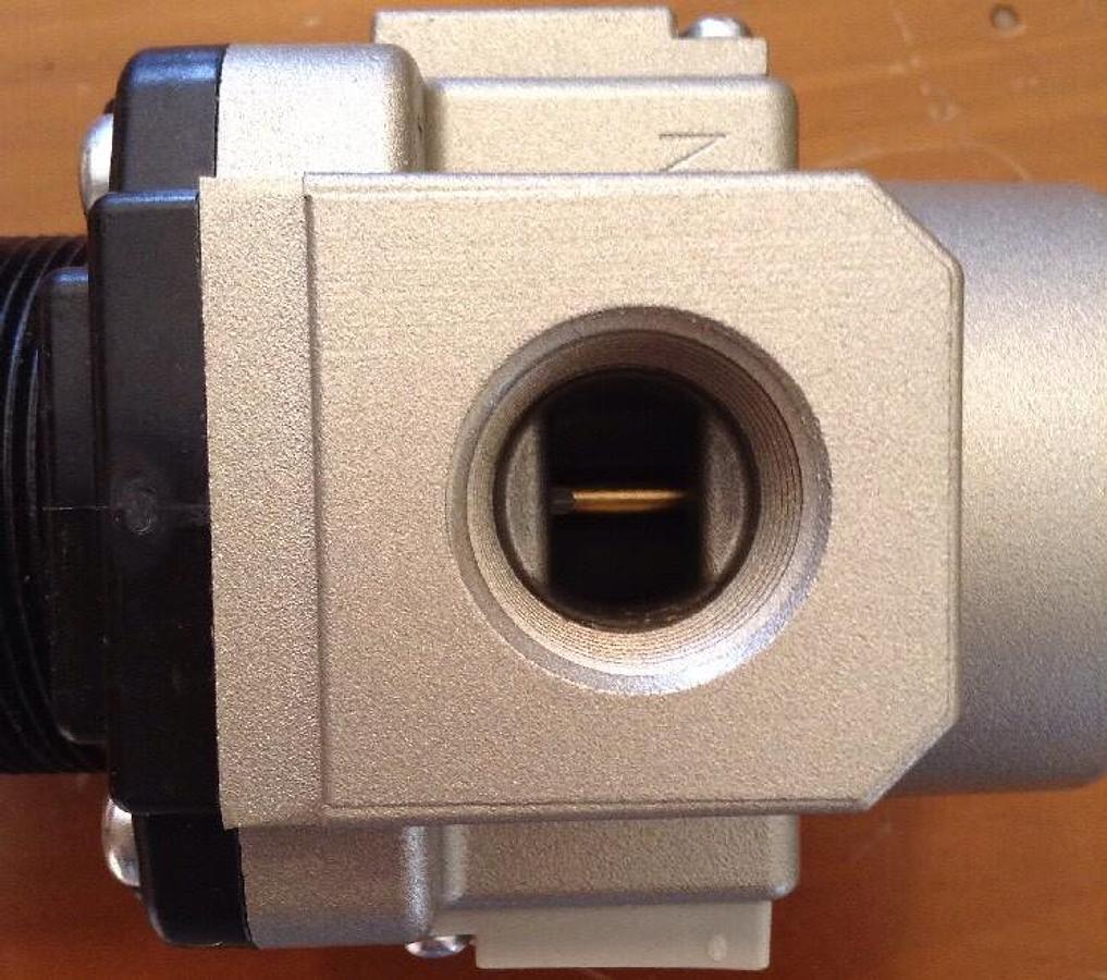 SMC,AR0-N04-Z,Regulator