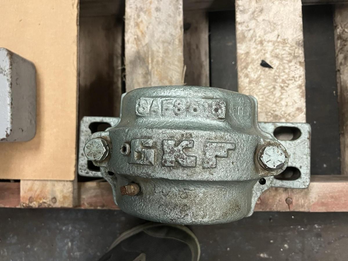 Used SKF,SAFS-516,PILLOW BLOCK BEARING HOUSING