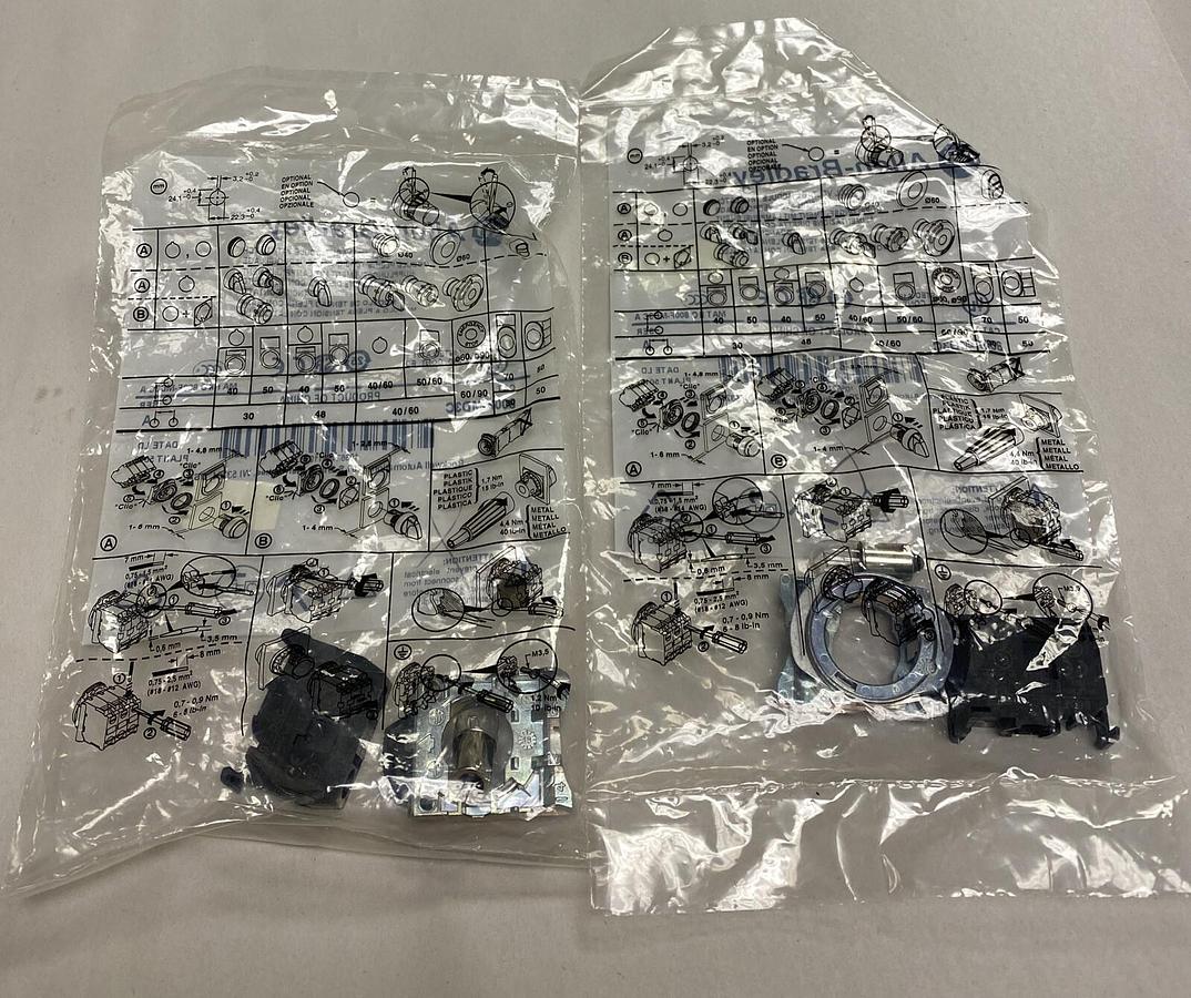 Allen-Bradley,800F-MD3C,Full Voltage Module With Latch Lot Of 2 NEW