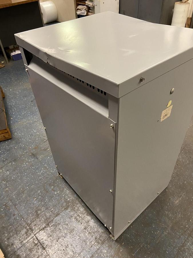 Eaton Cutler Hammer,T20P21E37EE 37.5KVA, TransformerPRI 240 x 480 Sec 240/480 1P