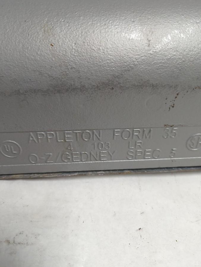 APPLETON,FORM 35,4 INCH CONDUIT WITH COVER 4 103 LR NOS