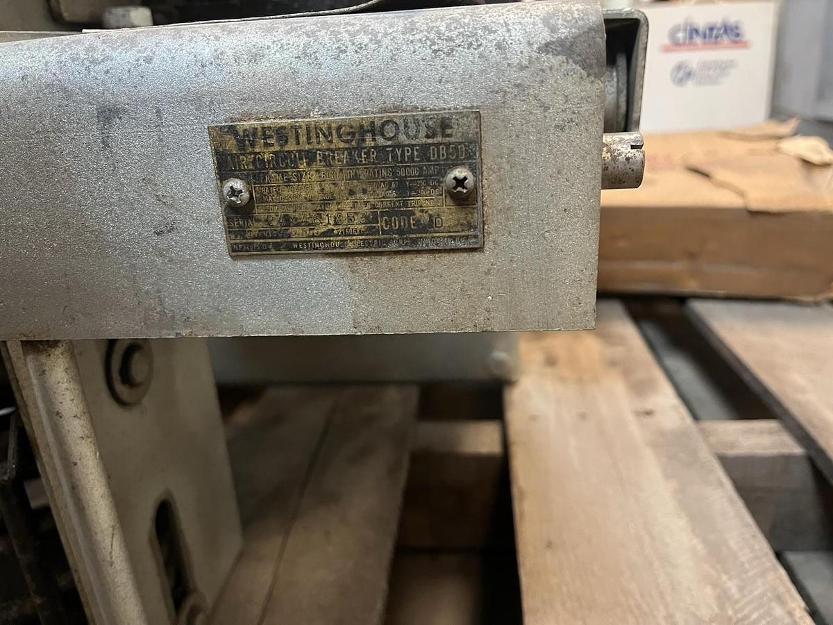 Used WESTINGHOUSE,DB-50,AIR CIRCUIT BREAKER 1600A 600V AC-PRO TRIP UNIT