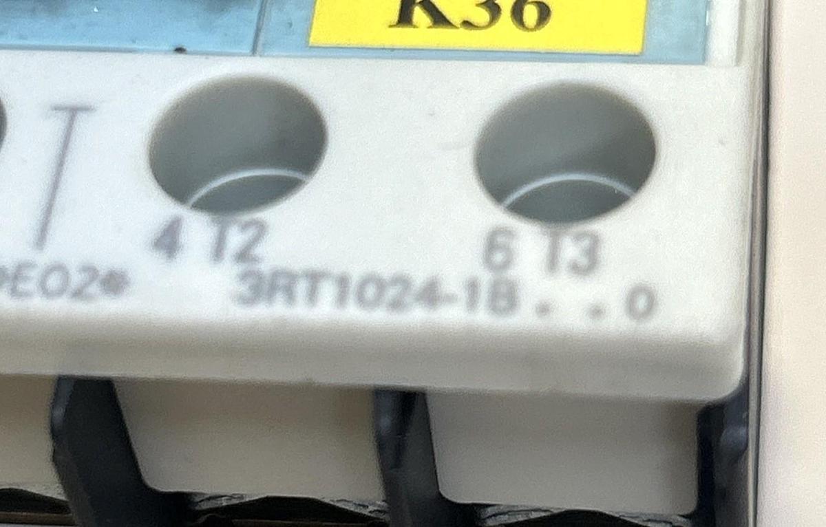 Used SIEMENS,3RT1024-1B,CONTACTOR