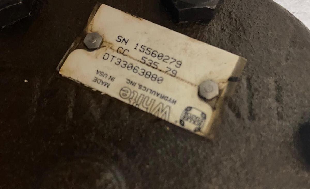 Used WHITE,DT33063880,HYDRAULIC MOTOR REFURBISHED