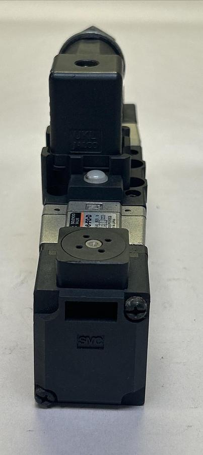 Used SMC,VP7-6-FG-D,SOLENOID VALVE