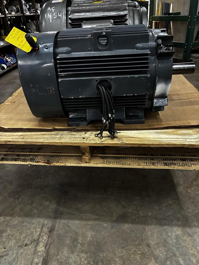 Used GE,5K284BL205D,TRI-CLAD AC MOTOR 25HP 1765RPM 3PH 284T