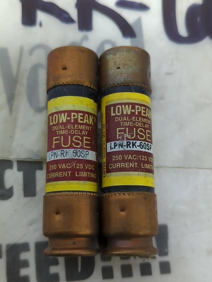 COOPER BUSSMANN,LPN-RK-60SP,LOW-PEAK 60 AMP FUSES LOT OF 2 NOS