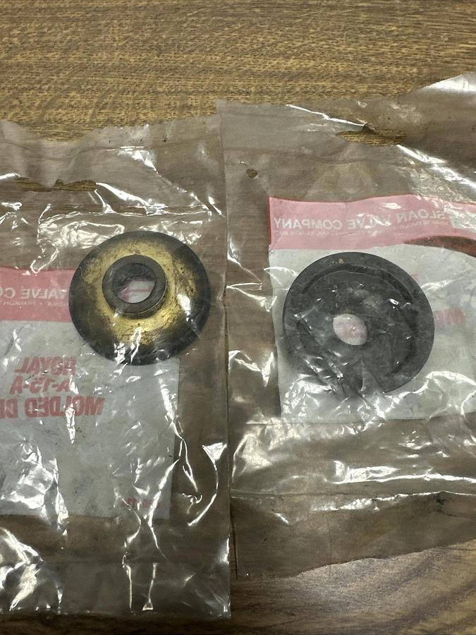 Used Sloan Valve,A-15-A,Molded Disk  LOT of 2